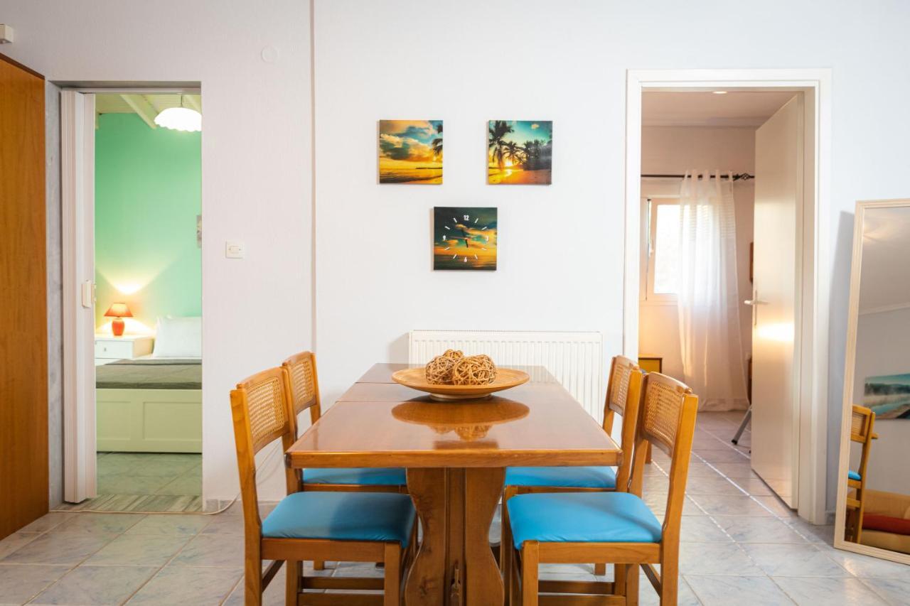 F & B Summer Collection - * Paliouri