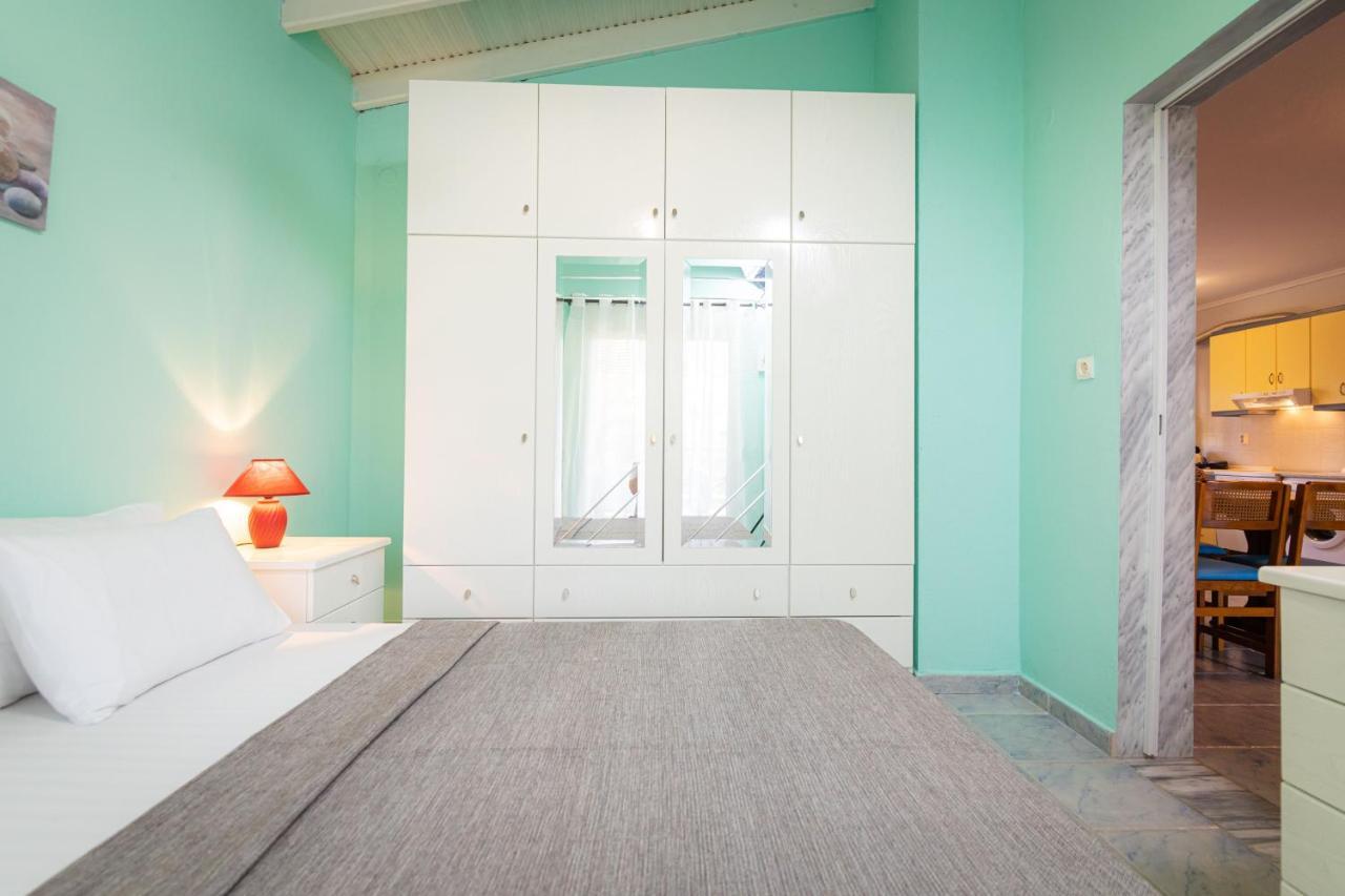 Apartment F & B Summer Collection - *